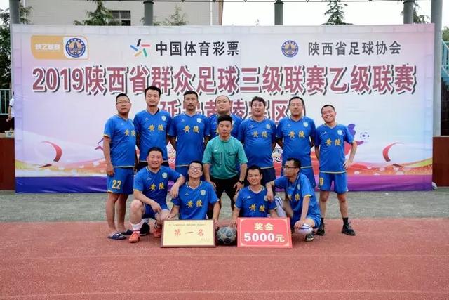 国王与马刺交易 搭次轮+现金送走场均7分侧翼